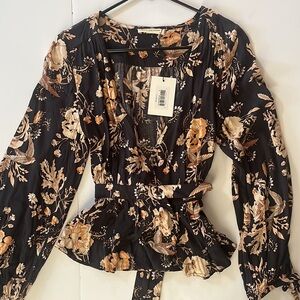 Spell and the gypsy Rosa wrap blouse in coal.